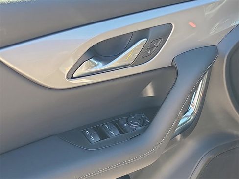 New 2026 Chevrolet Blazer LT image 14