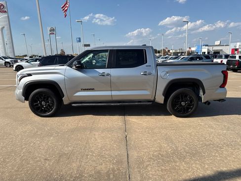 Used 2024 Toyota Tundra Limited AWD/4WD image 6