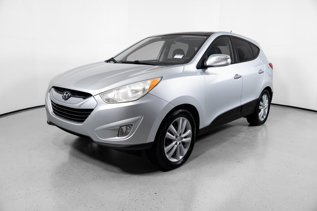 Used 2010 Hyundai Tucson Limited w/ Premium Pkg 4 FWD image 16