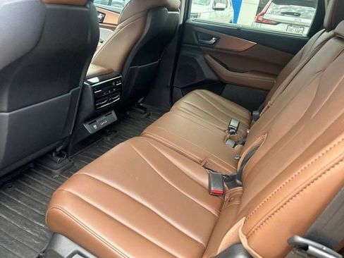 Used 2024 Acura MDX FWD w/ Technology Package image 6