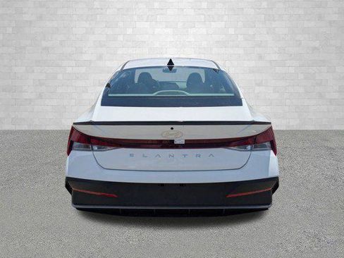 New 2025 Hyundai Elantra Sport FWD image 3