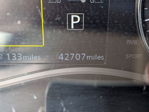 Used 2022 Nissan Kicks SV FWD image 13