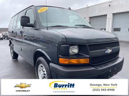 Used 2017 Chevrolet Express 2500 Work Van image 1