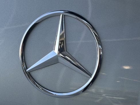 Certified 2025 Mercedes-Benz GLB 250 4MATIC image 28