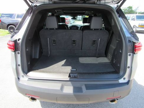 Certified 2023 Chevrolet Traverse LT w/ LT Premium Package AWD/4WD image 35