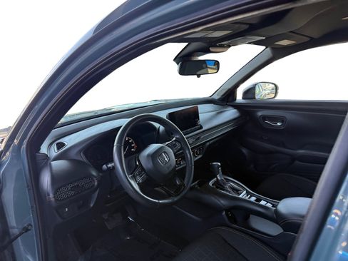 Used 2024 Honda HR-V Sport image 9