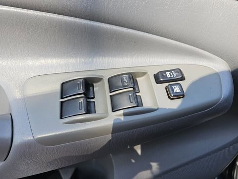 Used 2010 Toyota Tacoma 4x4 Double Cab image 12