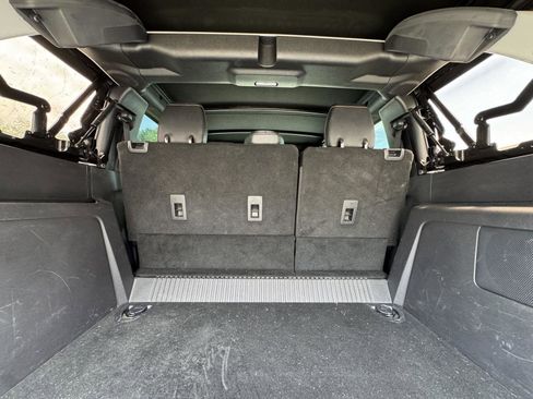 Used 2023 Ford Bronco Badlands image 24