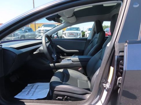 Used 2025 Tesla Model 3 Long Range RWD image 13