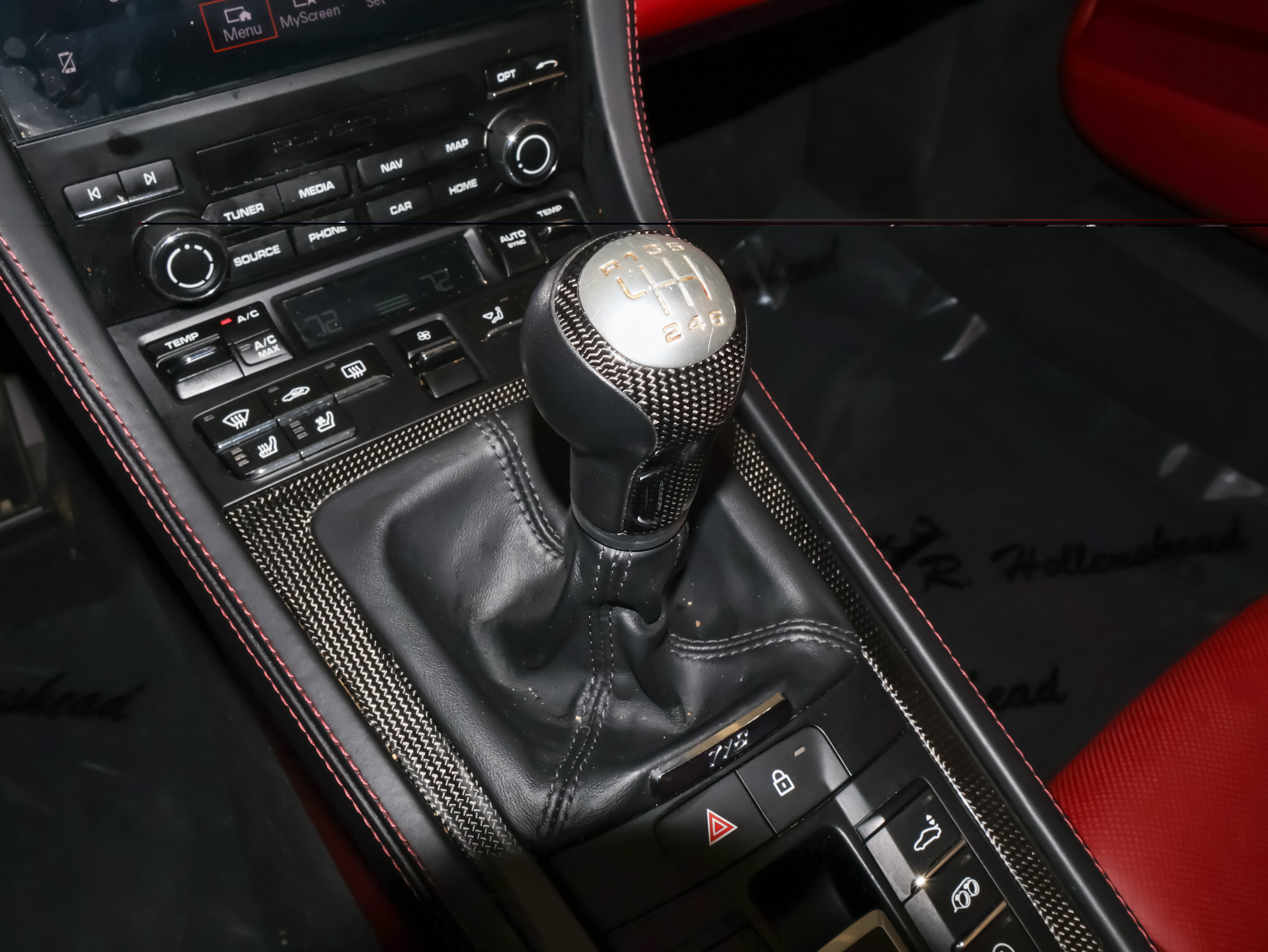 Used 2024 Porsche 718 Boxster GTS RWD image 33