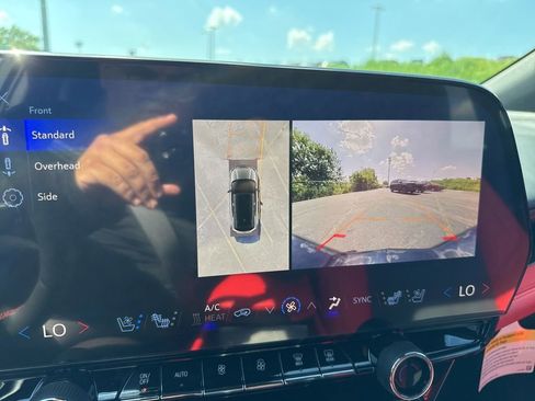 New 2025 Chevrolet Blazer EV RS w/ Super Cruise Package image 23