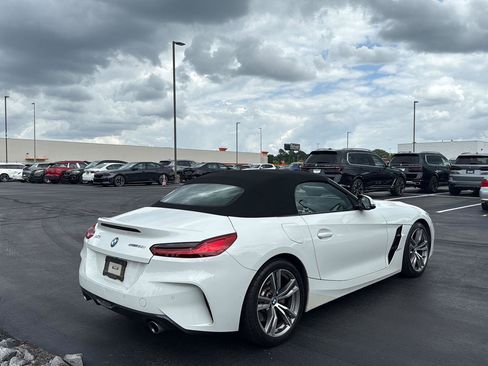 Certified 2023 BMW Z4 sDrive30i w/ Convenience Package RWD image 5