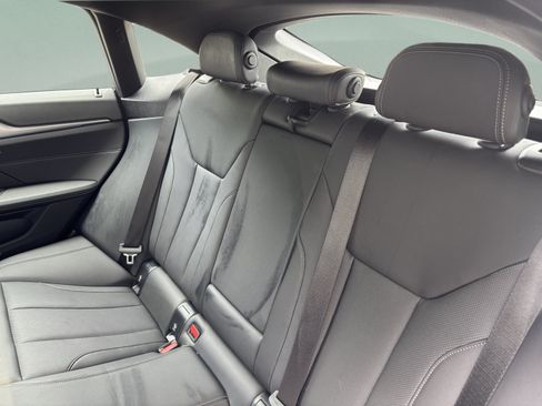 Used 2024 BMW i4 eDrive35 w/ Premium Package RWD image 27