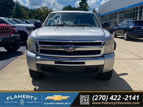 Used 2010 Chevrolet Silverado 1500 LS AWD/4WD image 4