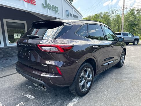 Used 2023 Ford Escape ST-Line w/ Tech Pack #1 AWD/4WD image 3