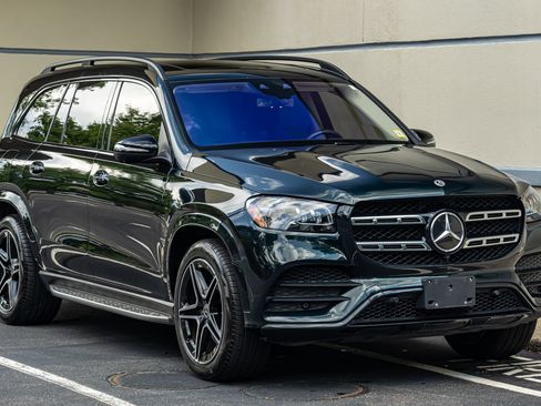 Used 2022 Mercedes-Benz GLS 450 4MATIC image 13