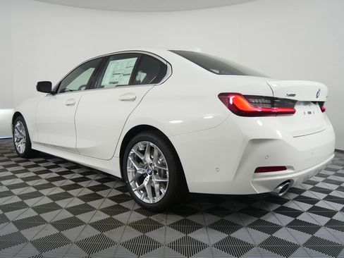New 2026 BMW 330i xDrive Sedan w/ Premium Package image 5
