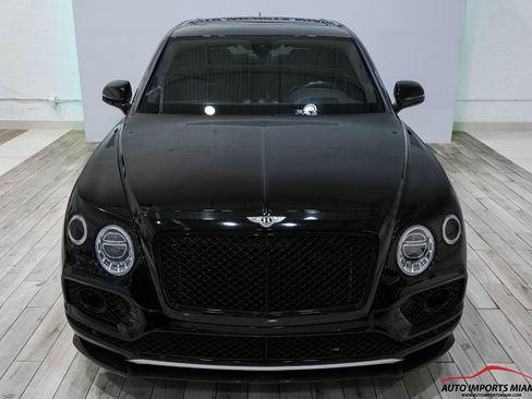 Used 2018 Bentley Bentayga image 34