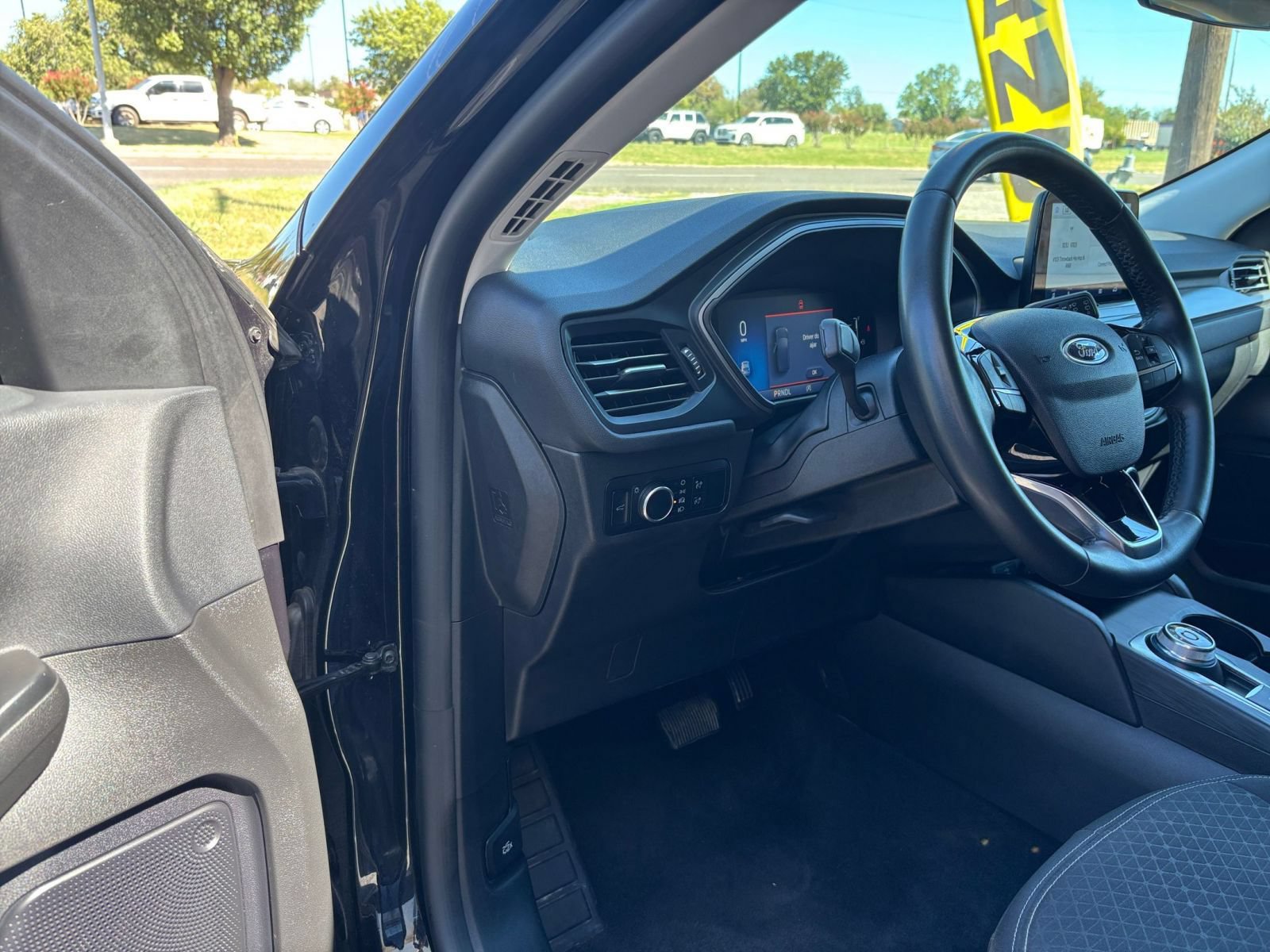 Used 2024 Ford Escape Active AWD/4WD image 35