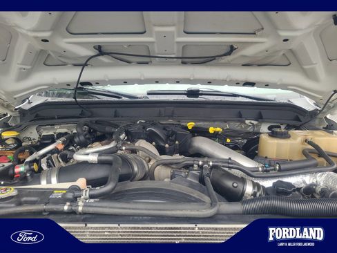 Used 2011 Ford F250 Lariat w/ Camper Pkg AWD/4WD image 21