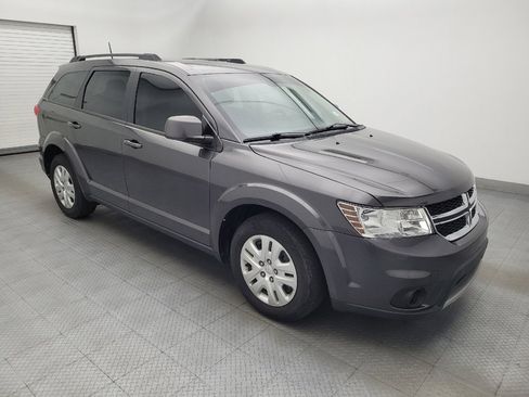 Used 2019 Dodge Journey SE FWD image 11
