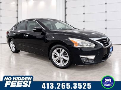 Used 2015 Nissan Altima 2.5 SV w/ Convenience Package