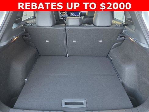 New 2026 Nissan Kicks SR FWD image 12