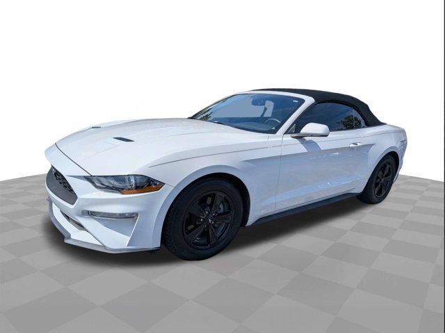 Used 2020 Ford Mustang Convertible RWD image 8
