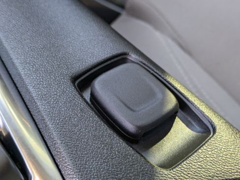 Used 2021 Chevrolet Camaro SS image 27