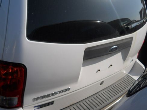 Used 2003 Ford Windstar LX image 5