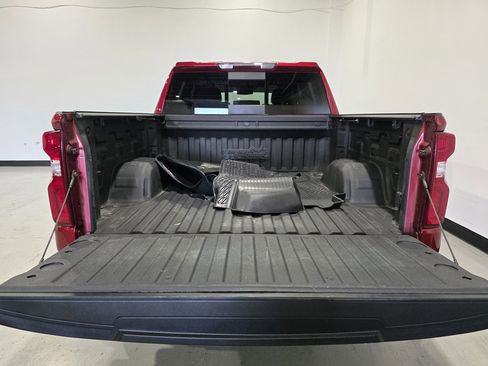 Used 2022 Chevrolet Silverado 1500 High Country w/ Z71 Off-Road Package image 26