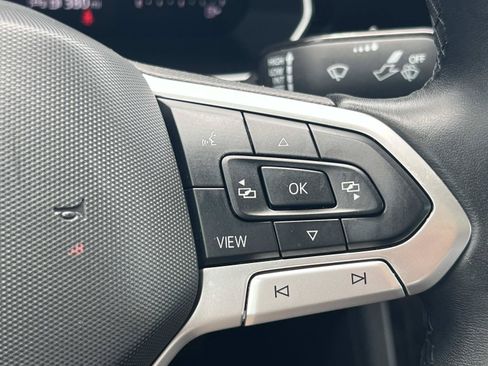 Certified 2024 Volkswagen Jetta SE FWD image 10