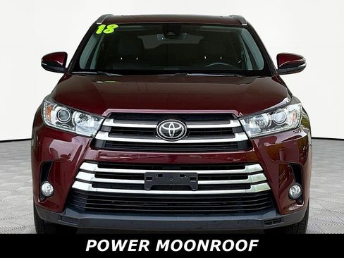 Used 2018 Toyota Highlander Limited AWD/4WD image 2