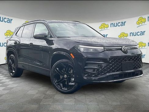 New 2026 Volkswagen Tiguan SE R-Line AWD/4WD image 1