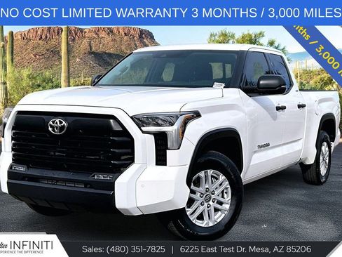 Used 2022 Toyota Tundra SR5 w/ SR5 Convenience Package image 1