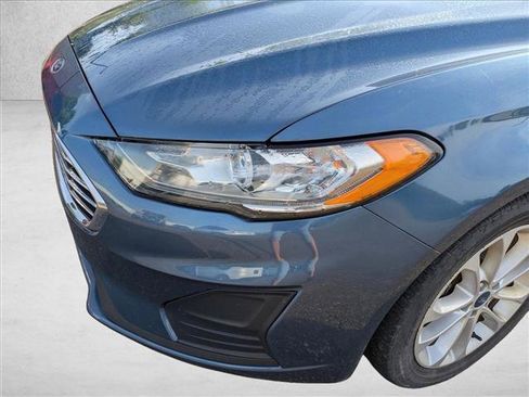 Used 2019 Ford Fusion SE FWD image 9