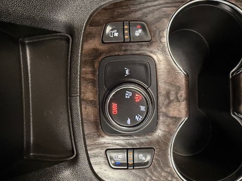 Certified 2021 GMC Acadia Denali w/ GMC Pro Grade Package image 8