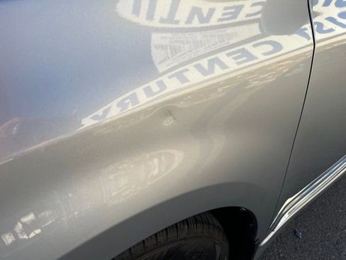 Used 2020 Toyota Sienna LE image 4