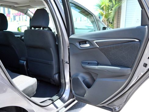 Used 2015 Honda Fit EX image 32