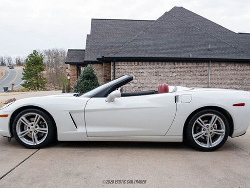 Used 2010 Chevrolet Corvette Convertible w/ Preferred Equipment Group image 3