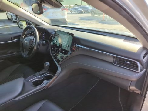 Used 2023 Toyota Camry SE w/ Convenience Package FWD image 28