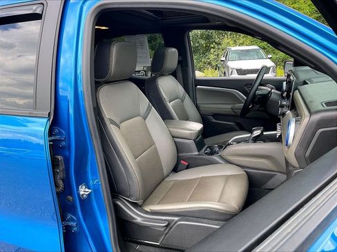 Used 2023 Chevrolet Colorado ZR2 w/ ZR2 Convenience Package III AWD/4WD image 10