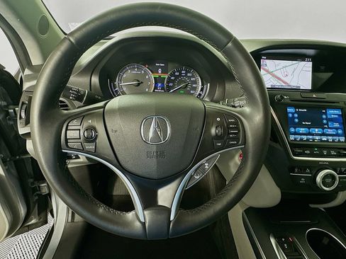 Used 2020 Acura MDX FWD w/ Technology Package image 11