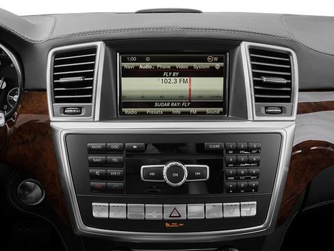 Used 2014 Mercedes-Benz GL 550 4MATIC image 10