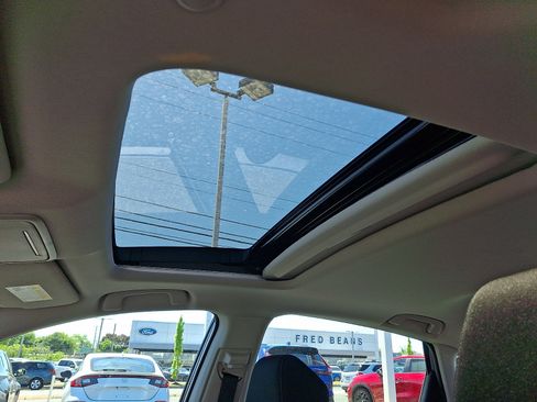 Used 2025 Honda Accord SE image 17