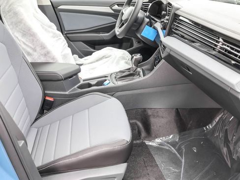 New 2026 Volkswagen Jetta SE FWD image 44