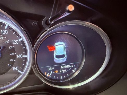 Used 2018 MAZDA CX-5 Touring w/ Preferred Equipment Package image 23