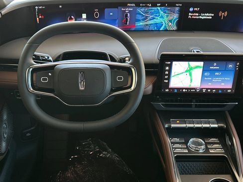 New 2026 Lincoln Nautilus Reserve AWD/4WD image 13