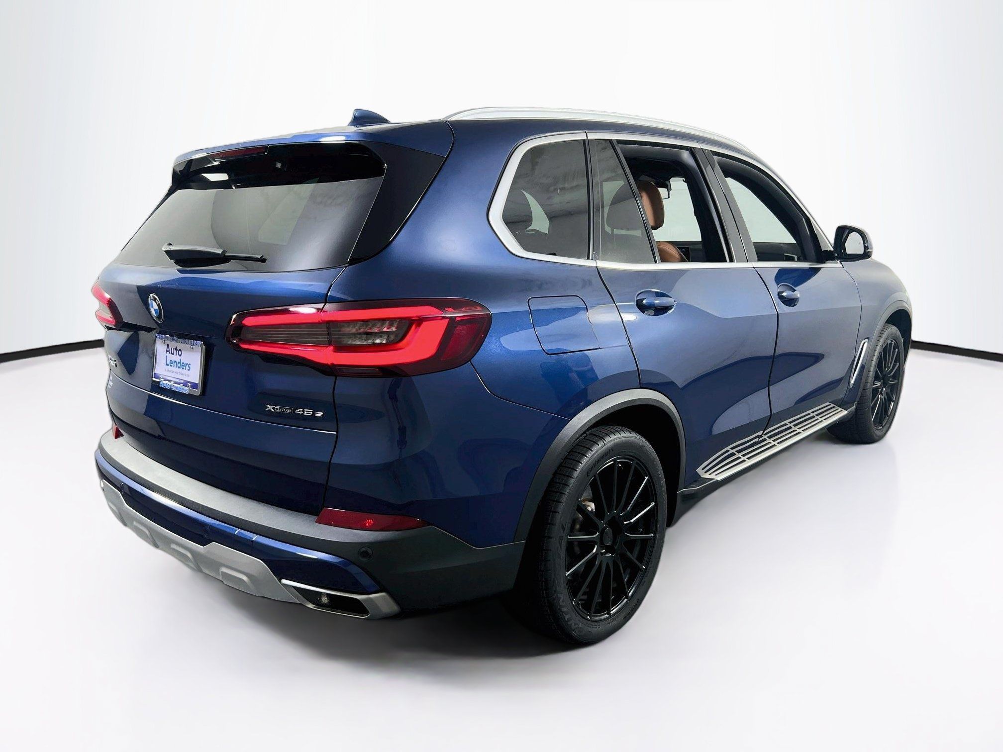 Used 2021 BMW X5 xDrive45e w/ Premium Package 3 AWD/4WD image 5