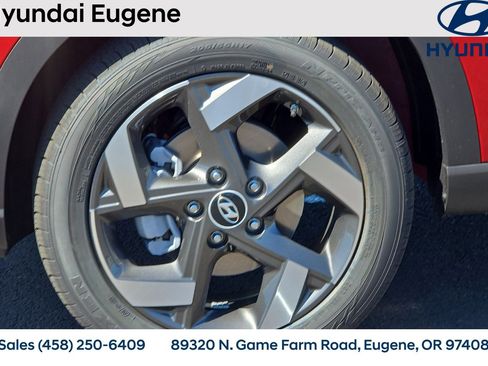 New 2025 Hyundai Venue SEL FWD image 27